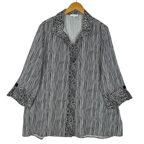 Habitat Tunic Top Size L‎ Textured Gray Artsy Minimalist Lagenlook Relaxed NWOT - Picture 1 of 14